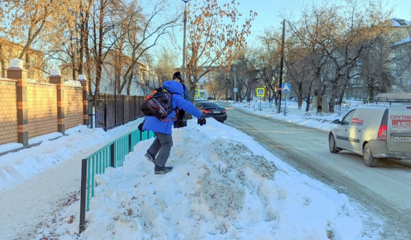 Сообщайте об опасных горках в Артемовском районе! Может, жизнь ребенка так сохраните