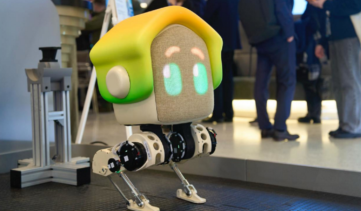 На AI Journey Сбер презентовал целое семейство роботов-помощников