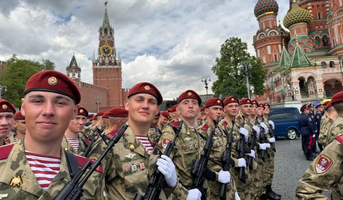 Артемовец участвовал в воинском параде на Красной площади