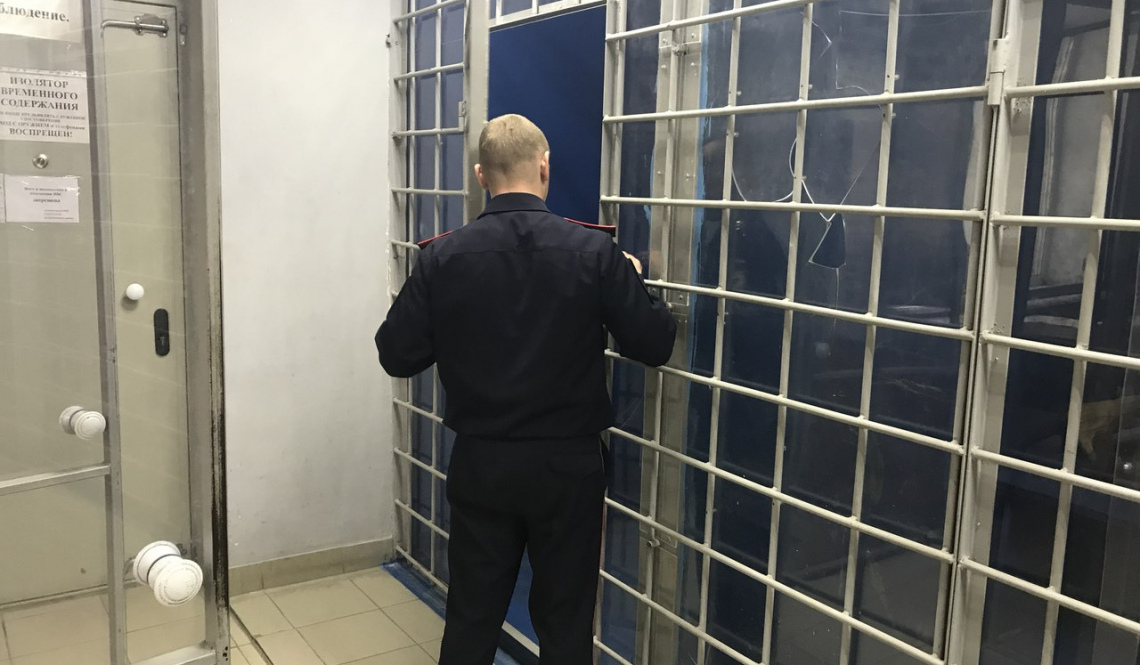 В области разыскивают сбежавших из СИЗО заключенных. У них были ключи от камеры
