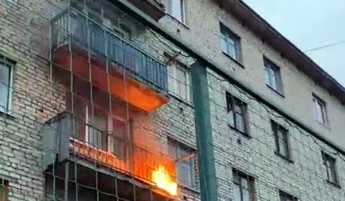 В многоэтажке Буланаша горел балкон