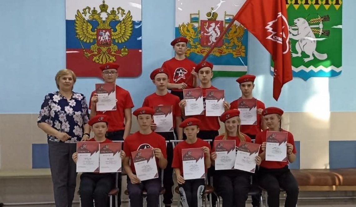 Не профессия выбирает человека, а человек — профессию (Сократ). С Днем учителя!