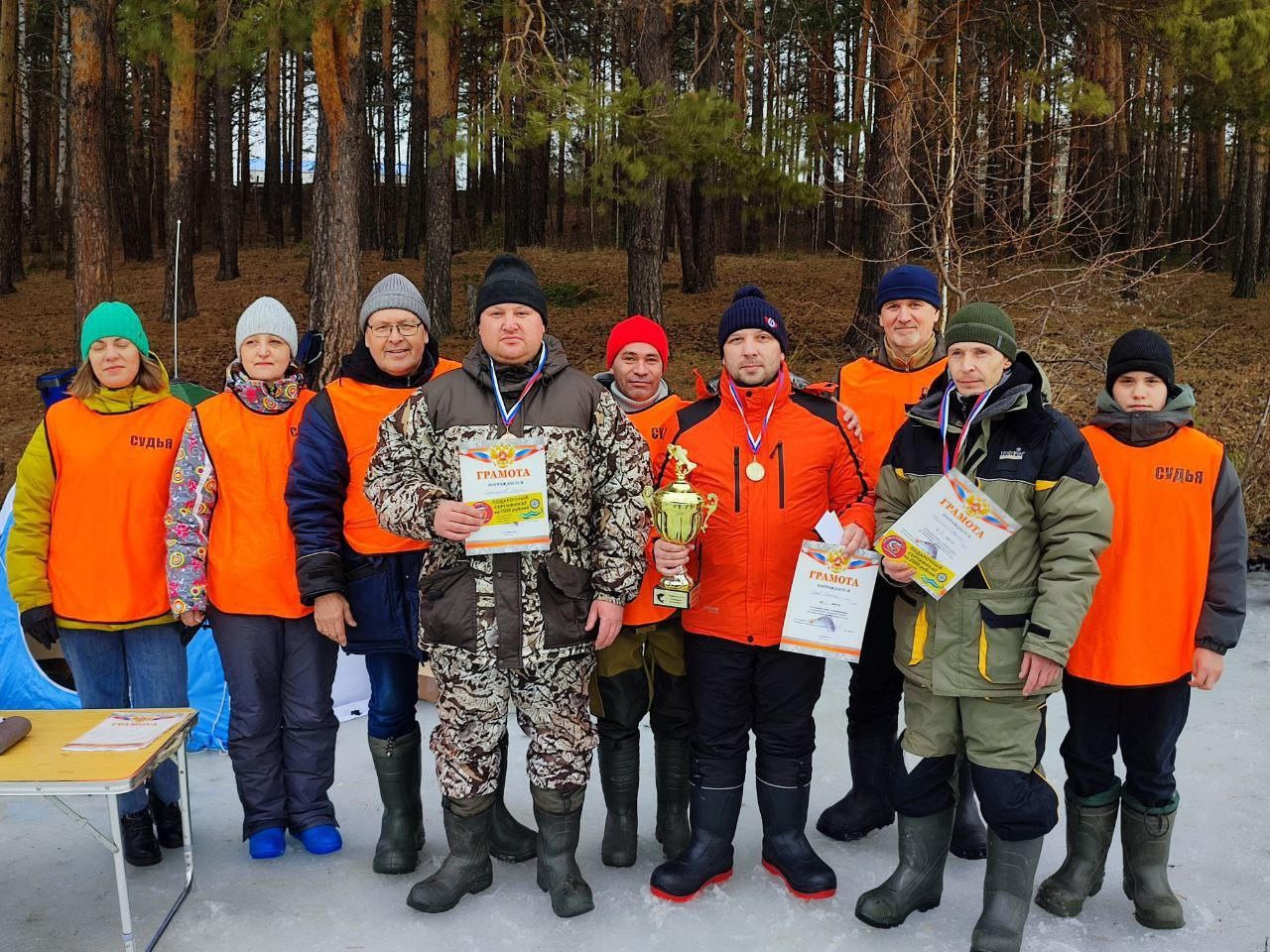 Окуни, сорожка и косуля. Рыбалка в Артемовском могла превратиться в охоту |  27.03.2023 | Артёмовский - БезФормата