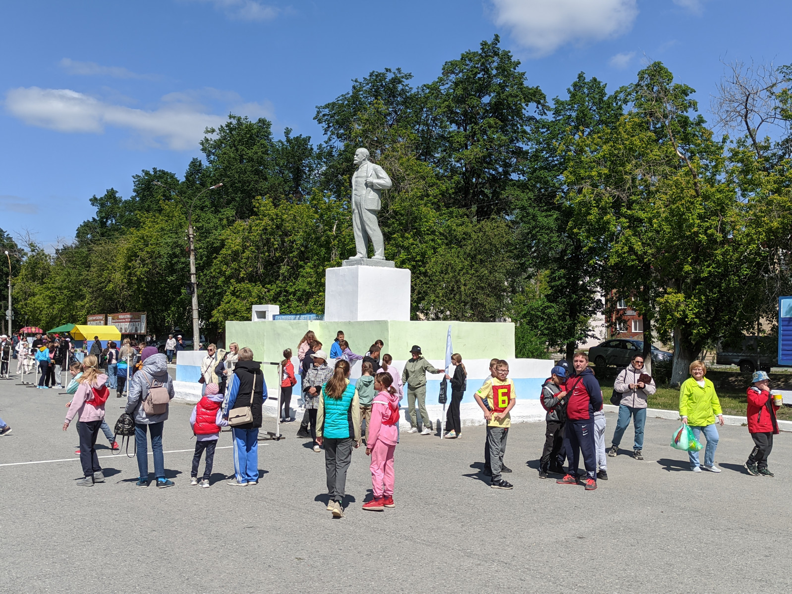 День города артемовский 2024. Площадь советоа Артёмовский. Артемовский фото города.