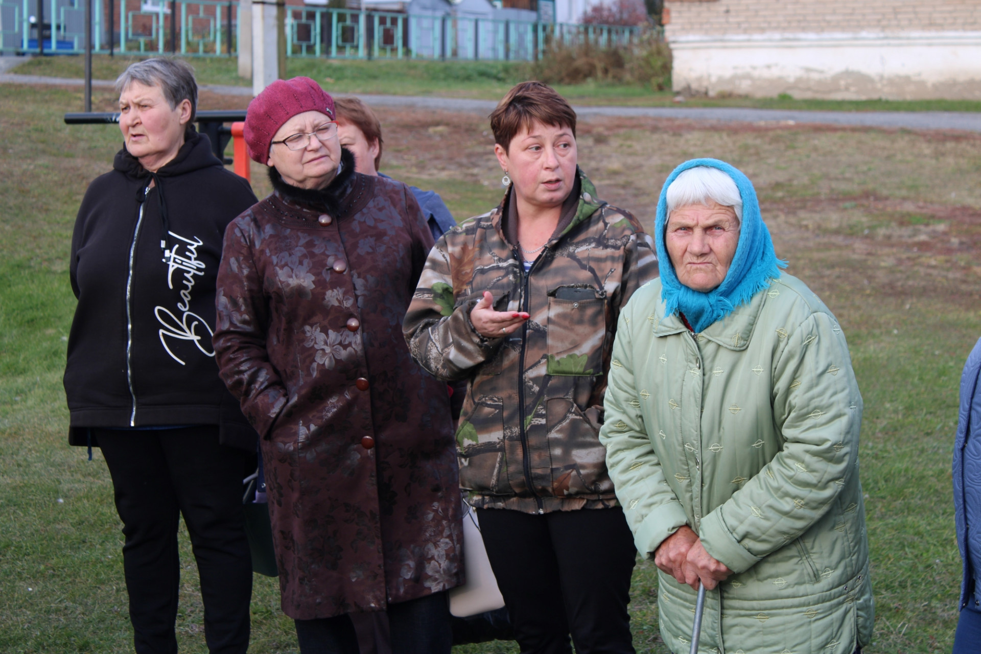 Жители ул. Мира в отчаянии. В очередной вторник они собрались, чтобы узнать правду, когда ждать отопление в домах.